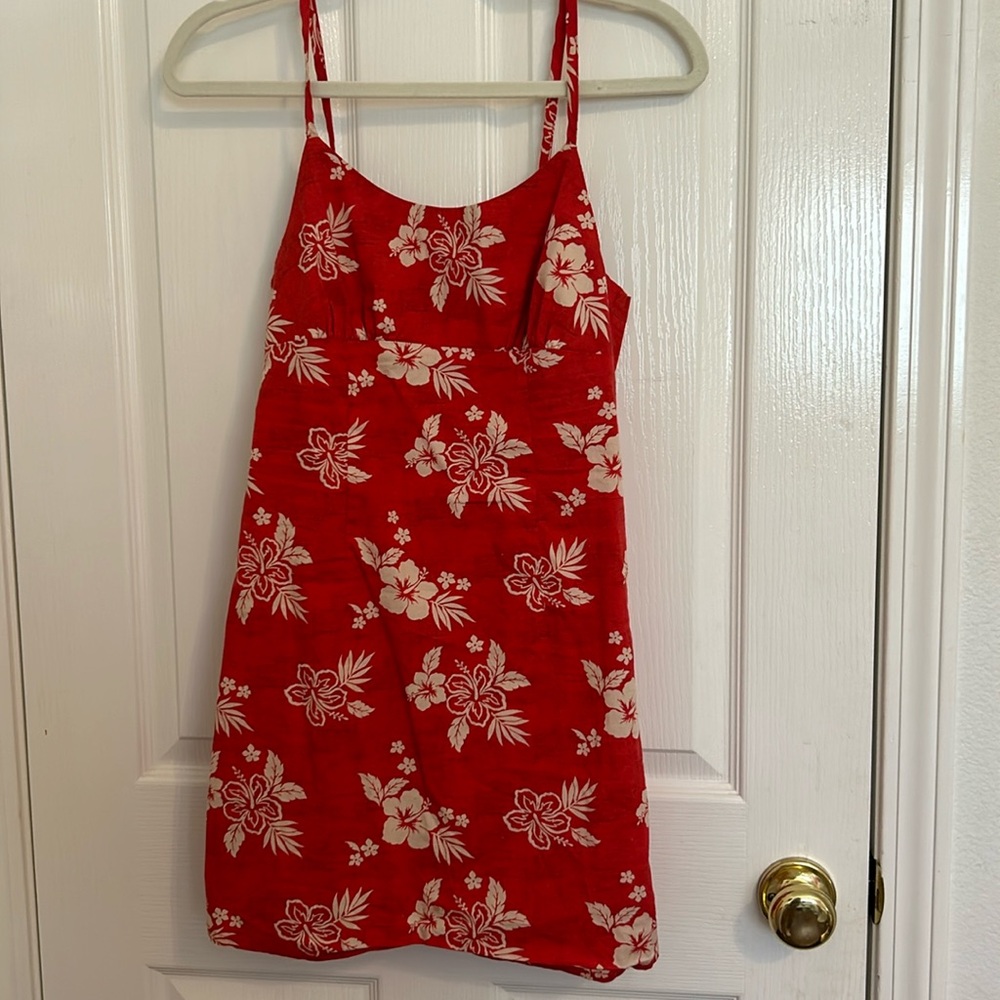 Hawaiian dress